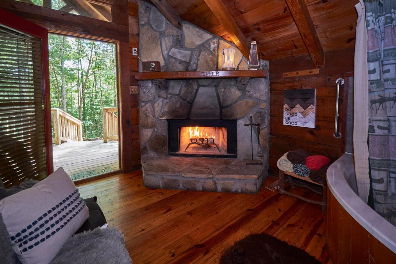 Gatlinburg Area Hottub Cabin - Ladyslipper Sevierville Exteriör bild