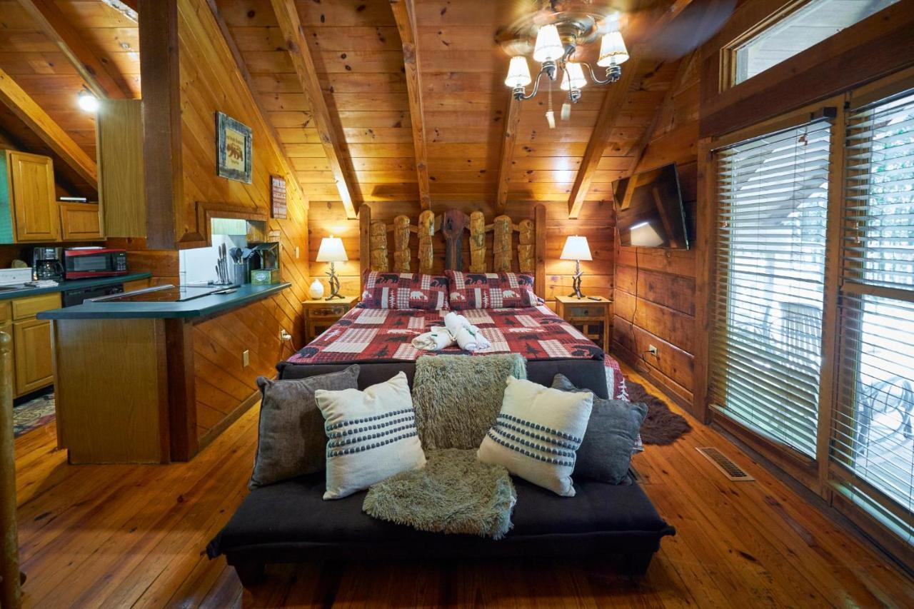 Gatlinburg Area Hottub Cabin - Ladyslipper Sevierville Exteriör bild