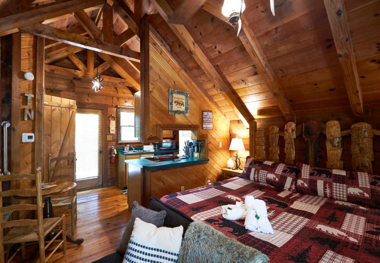 Gatlinburg Area Hottub Cabin - Ladyslipper Sevierville Exteriör bild