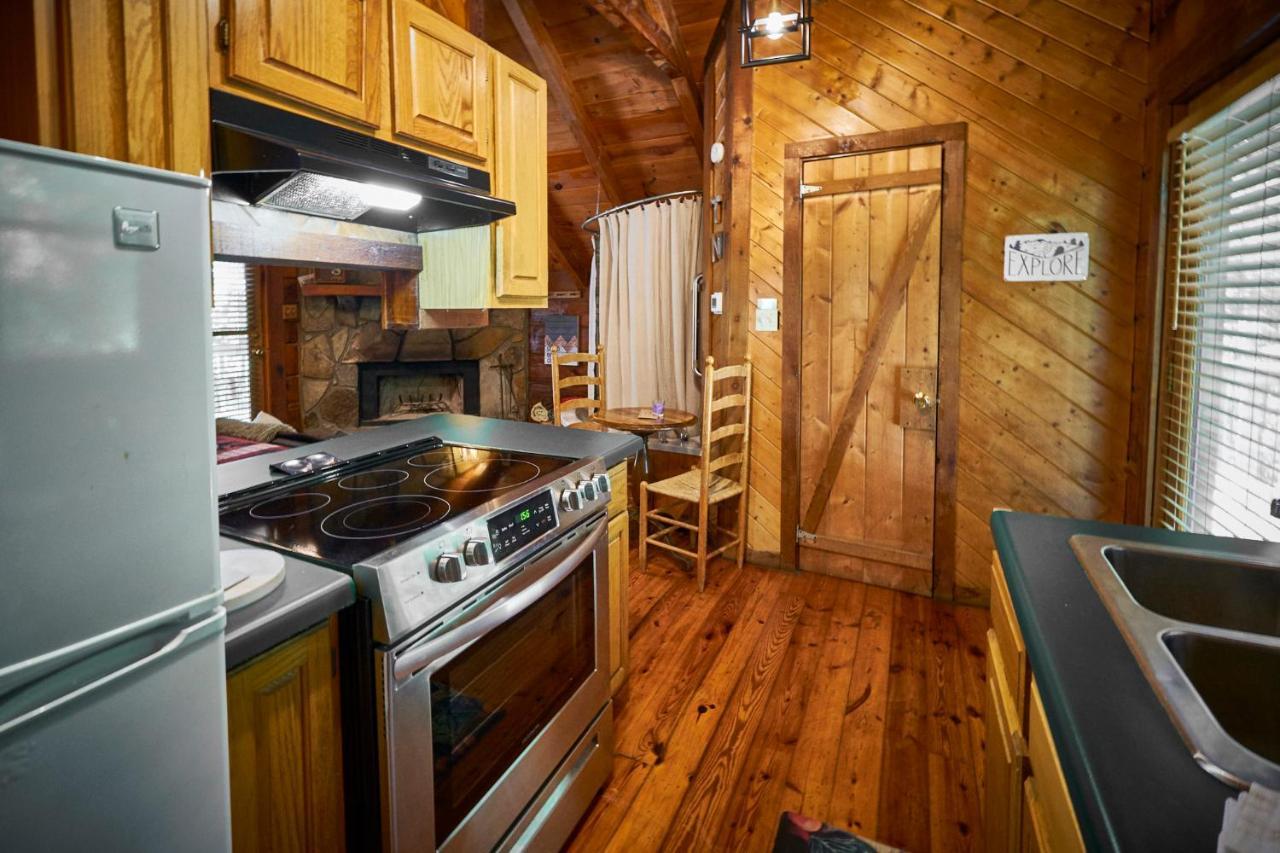 Gatlinburg Area Hottub Cabin - Ladyslipper Sevierville Exteriör bild
